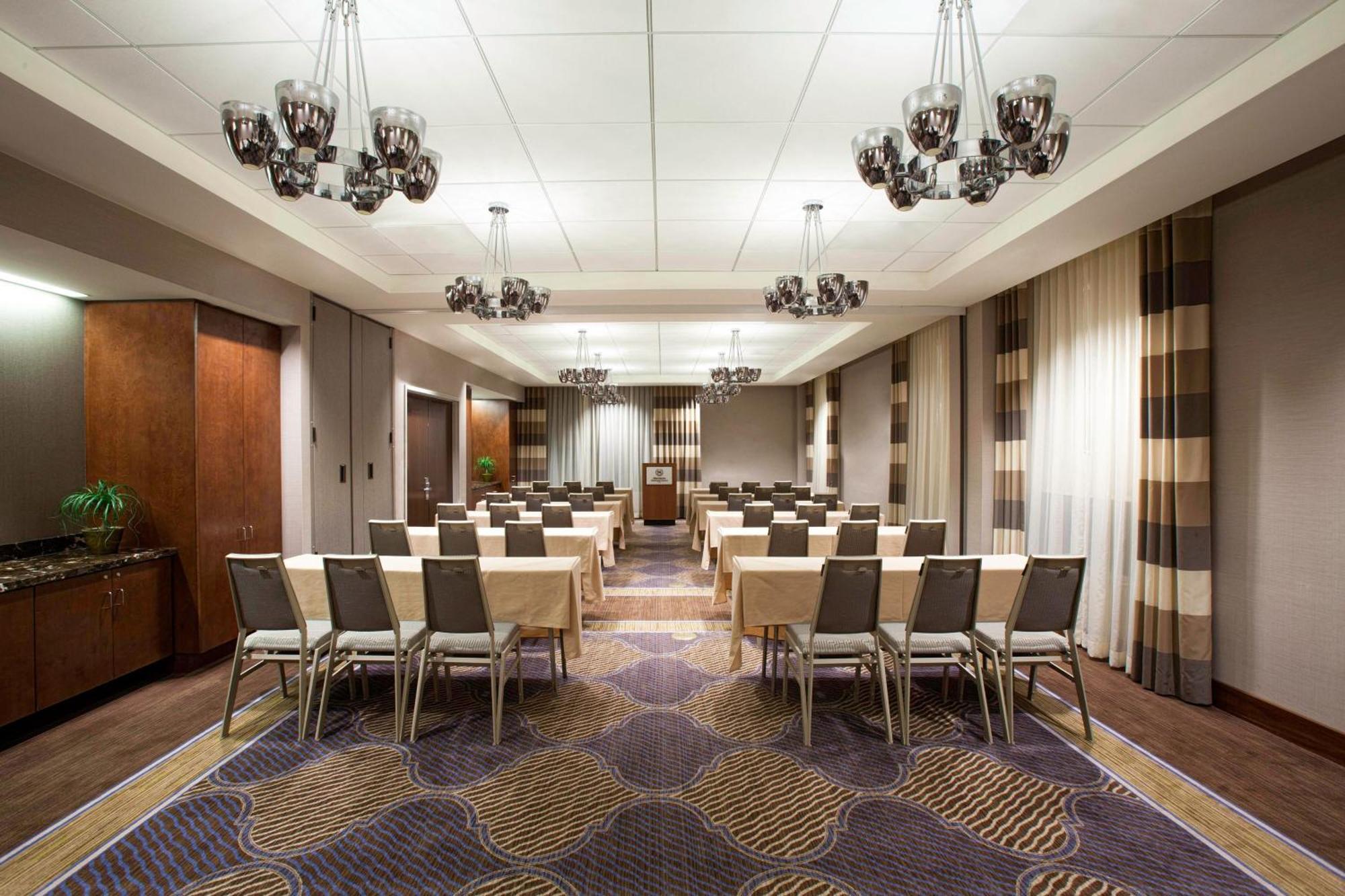 Sheraton Pittsburgh Airport Hotel Coraopolis Zewnętrze zdjęcie